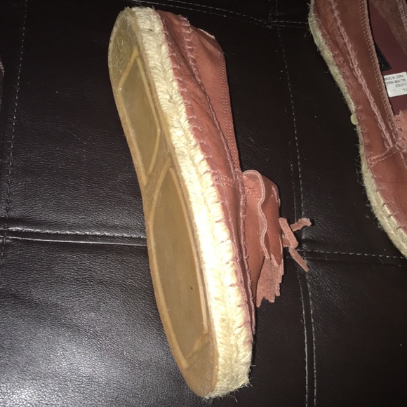 Sz7.5🆕Luxury Passports Kilted Espadrilles - Picture 6 of 7